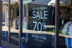 Kỷ lục 11,8 tỷ USD Black Friday và vai trò bất ngờ của AI