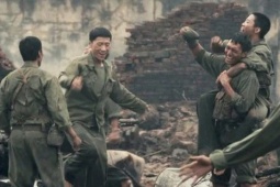 'Mưa đỏ' và 'Tử chiến trên không' được chiếu miễn phí tại Lào