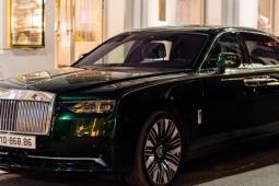 Xe siêu sang Rolls-Royce giá 50 tỷ của đại gia Hà Nội gắn biển số giá 110 triệu