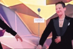 Châu Nhuận Phát bị chỉ trích