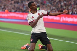 Kết quả bóng đá West Ham - Liverpool: Isak "mở tài khoản", chặn đà khủng hoảng (Ngoại hạng Anh)