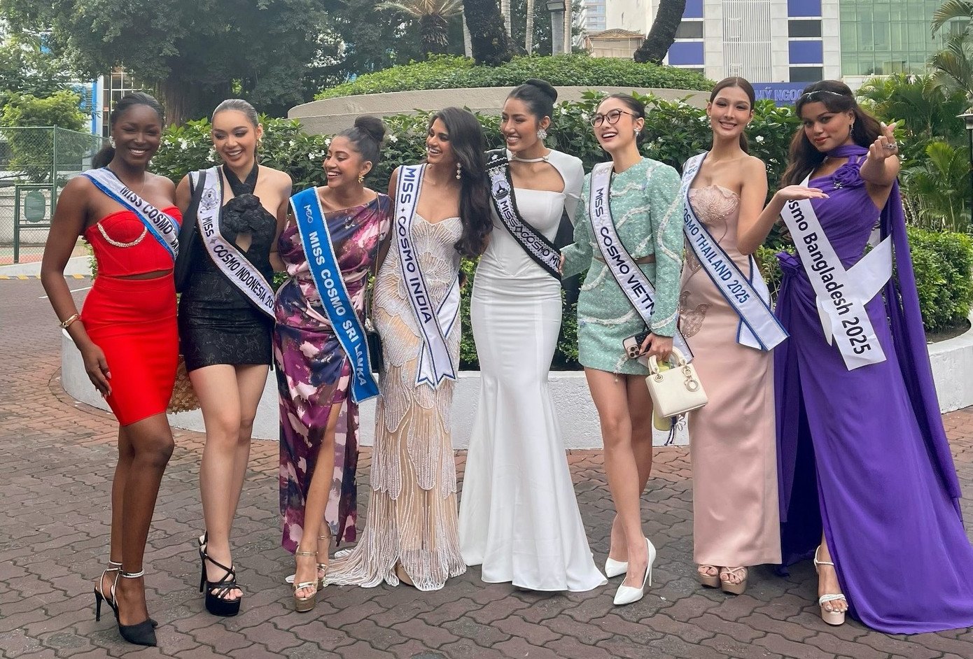 Miss Cosmo 2025: Hoa hậu Phương Linh giữ tinh thần lạc quan, phong cách đa dạng - 4