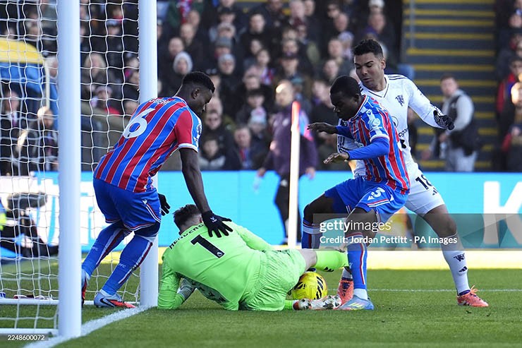 Trực tiếp bóng đá Crystal Palace - MU: "Quỷ đỏ" bảo vệ thành quả, vỡ òa chiến thắng (Hết giờ) - 1