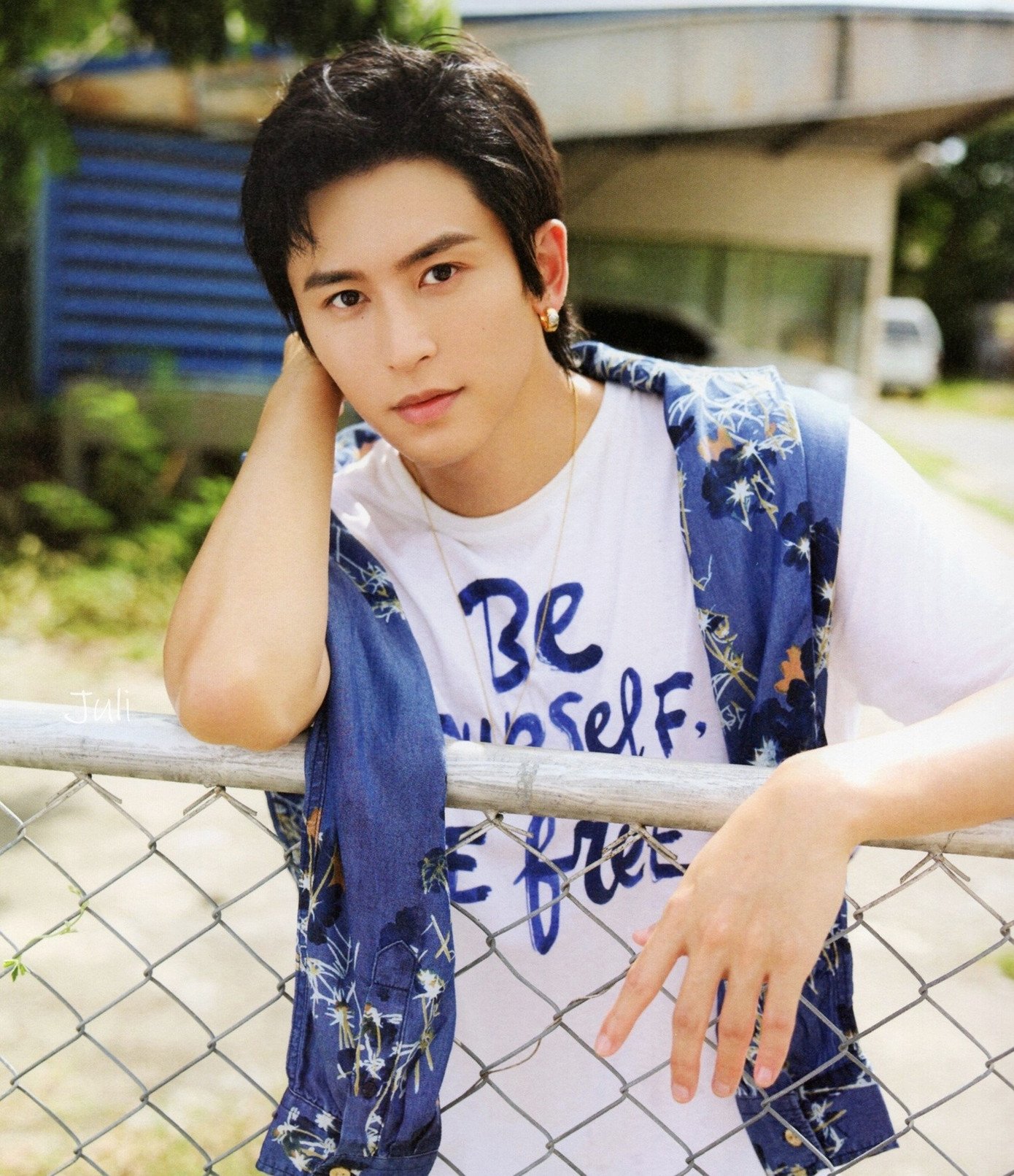 Trương Triết Hạn đánh mất sự nghiệp cố gắng hơn 10 năm chỉ vì một vài bức ảnh.