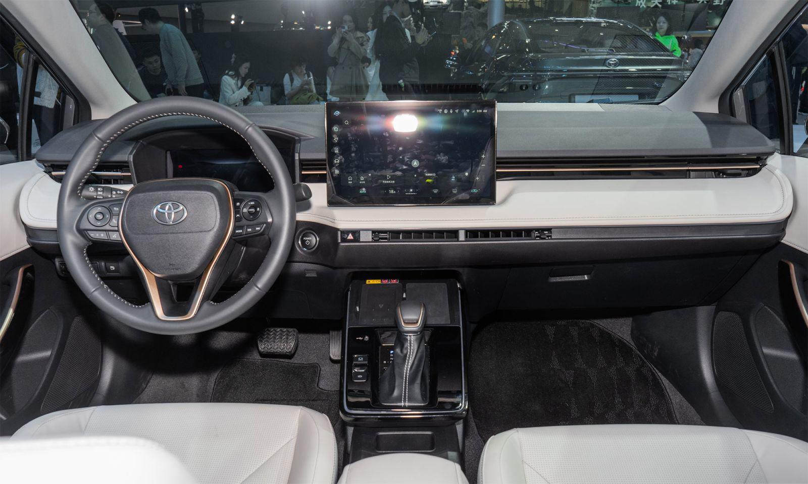 Điểm nâng cấp đáng giá nhất nằm ở hệ thống giải trí.