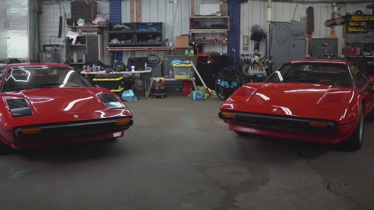 Cặp đôi siêu xe Ferrari bỏ hoang suốt 30 năm, rất ít chi tiết bị hỏng - 13