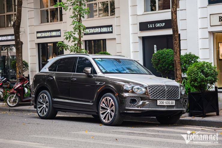 Dàn siêu xe, xe sang trăm tỷ dạo phố Hà Nội, chiếc đắt nhất giá hơn 20 tỷ - 5