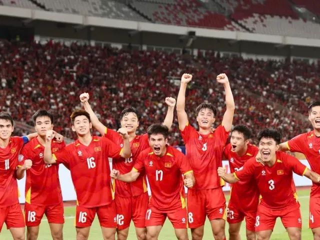 Bóng đá Việt Nam sánh vai Nhật Bản, lập kỷ lục khó tin khiến châu Á ngưỡng mộ