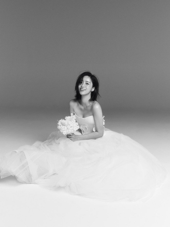 Ba ngôi sao lên xe hoa trong ngày 30-11 - 6