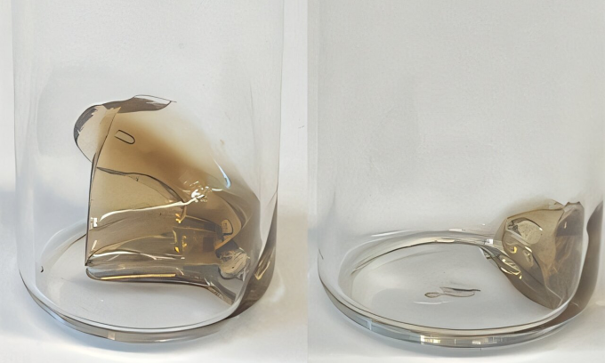 Mẫu nhựa poly (dicyclopentadiene), một vật liệu ứng dụng trong linh kiện xe hơi, được tái cấu trúc để tự phân hủy trong vòng vài ngày ở điều kiện phòng. Ảnh: Gu Lab