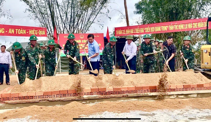 Khởi công xây dựng 684 căn nhà cho người dân trong "Chiến dịch Quang Trung thần tốc"