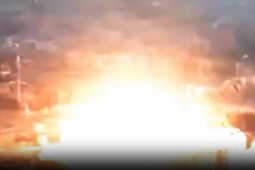 Kinzhal giáng đòn chớp nhoáng: Tên lửa Nga đánh thẳng vào sân bay Ukraine