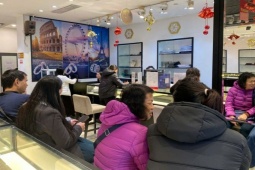 Kinh doanh - Giá bạc tăng vọt lên mức cao chưa từng thấy, có người xuống tay mua cả tạ