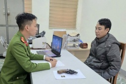 Mang súng đến đám cưới bắn chỉ thiên để “góp vui”