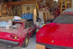 Cặp đôi siêu xe Ferrari bỏ hoang suốt 30 năm, rất ít chi tiết bị hỏng