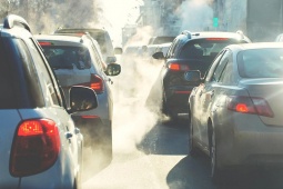 Hà Nội và TP.HCM áp dụng chuẩn khí thải ô tô nghiêm ngặt từ 2026