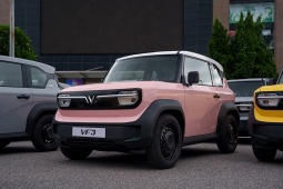 Giá xe VinFast VF 3 tháng 12/2025, lăn bánh từ 305 triệu đồng