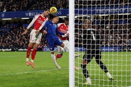 Bóng đá - Nóng bảng xếp hạng Ngoại hạng Anh: Arsenal bị thu ngắn cách biệt, MU cùng Liverpool lại gần top 5