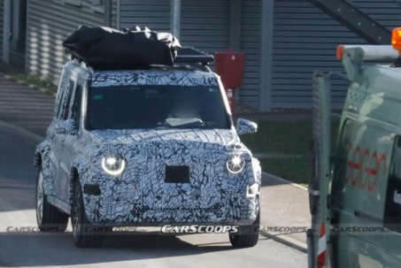 Mercedes-Benz G-Class mini chạy thử trên đường phố