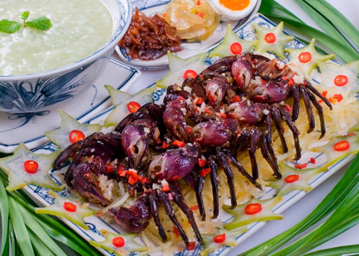 Ngày trước, chúng nhiều đến mức người dân chỉ bắt về muối ăn cho bữa cơm nhà nhưng giờ đây chúng lên đời thành đặc sản mang về thu nhập cho người dân.