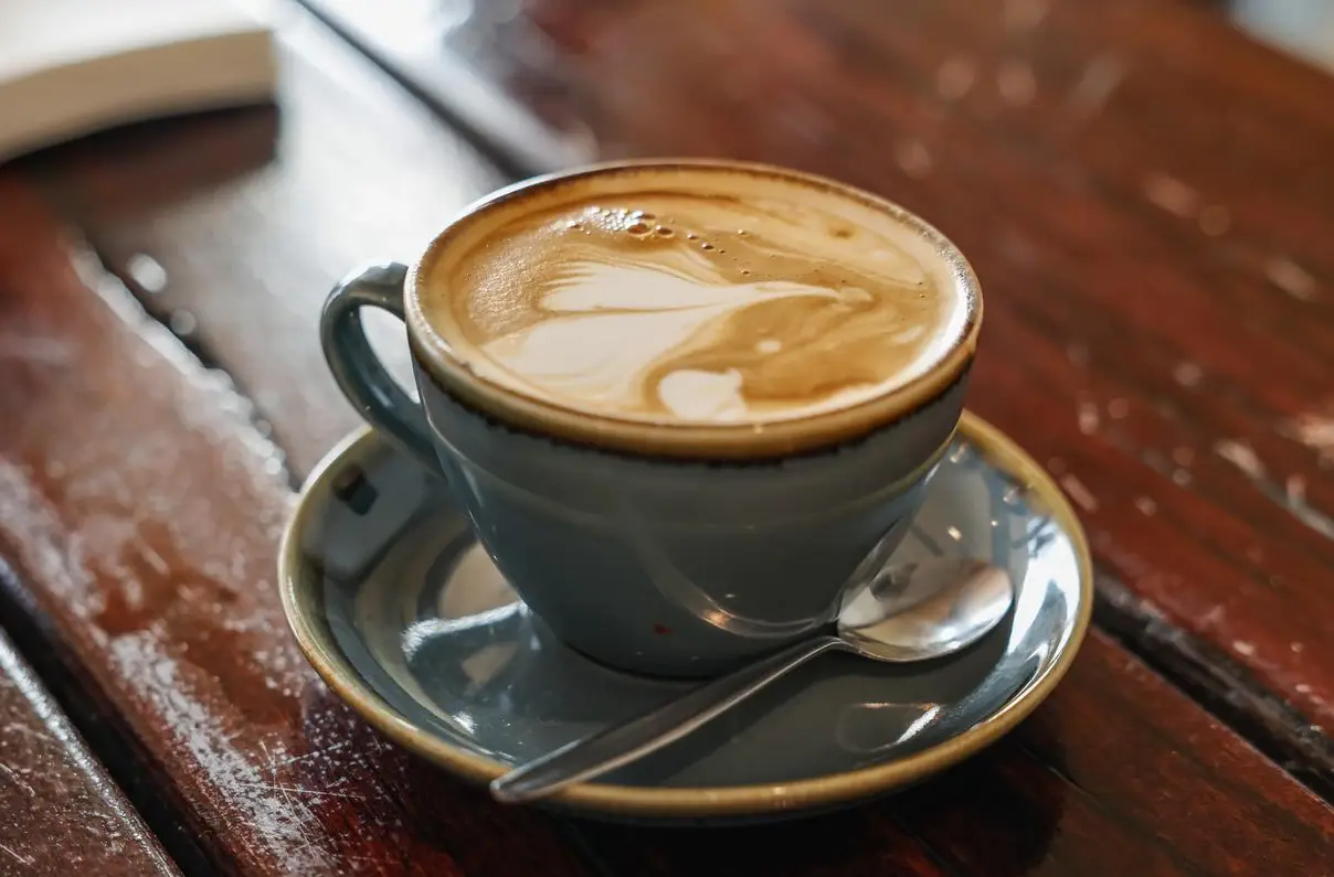 Sai lầm nhiều người mắc: Chuối kết hợp 5 món này khiến dạ dày tổn thương - 5