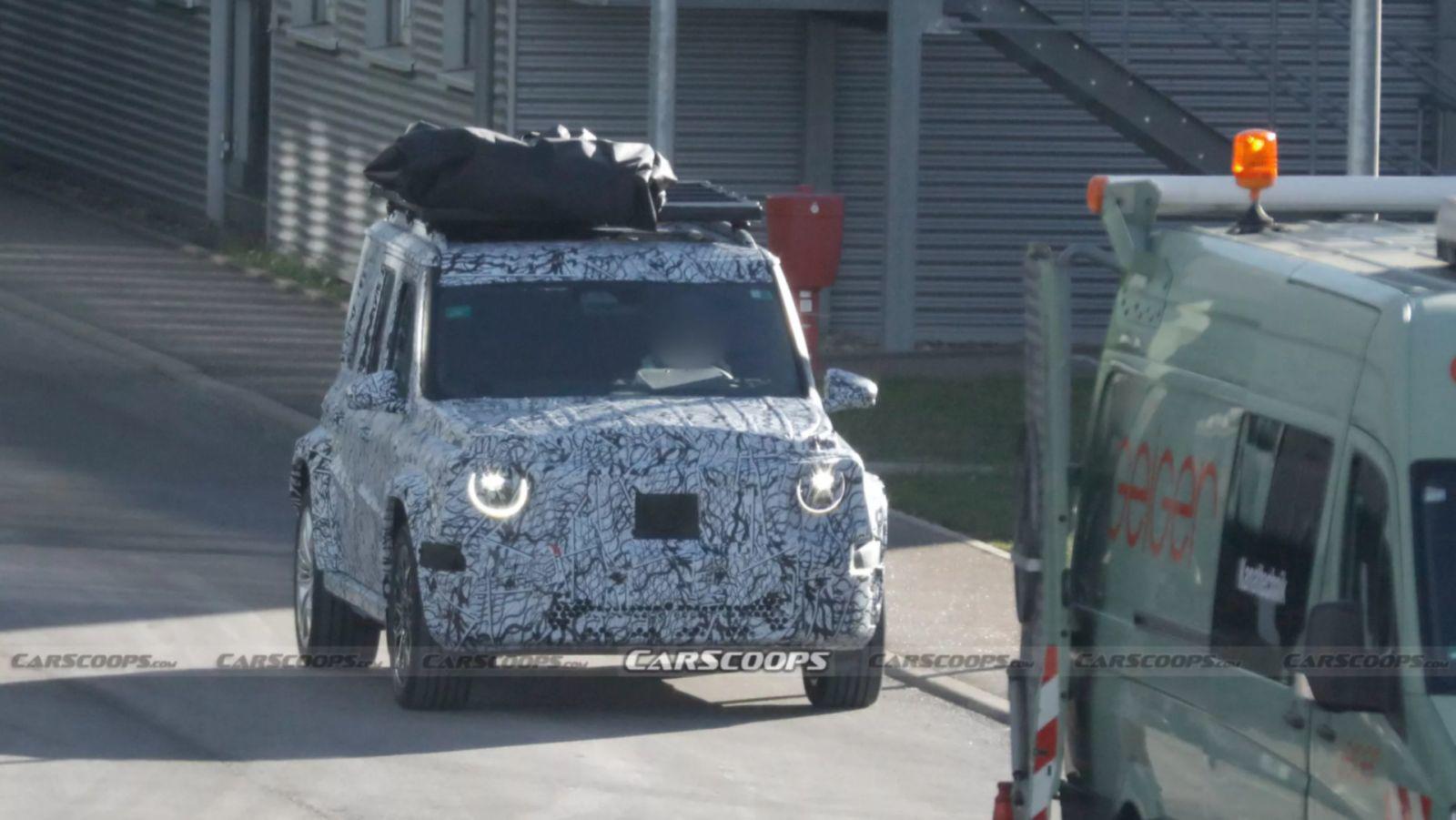 Hình ảnh chạy thử đầu tiên của mẫu xe Mercedes Baby G-Class xuất hiện trên mạng xã hội.