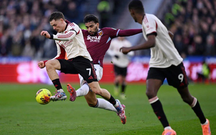 Florian Wirtz có trận đấu hay nhất từ đầu mùa khi được trao toàn bộ quyền sáng tạo