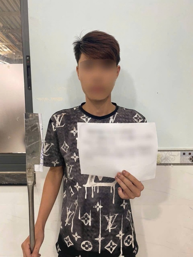 Giọt nước mắt muộn màng của nhóm thiếu niên mang hung khí giải quyết mâu thuẫn - 2