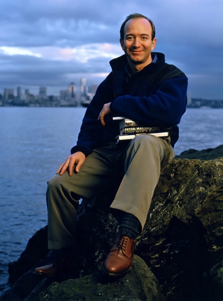 Phong cách Jeff Bezos biến đổi qua 30 năm - 2