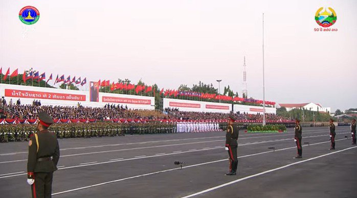 Diễu binh, diễu hành trọng thể kỷ niệm 50 năm Quốc khánh Lào - 7