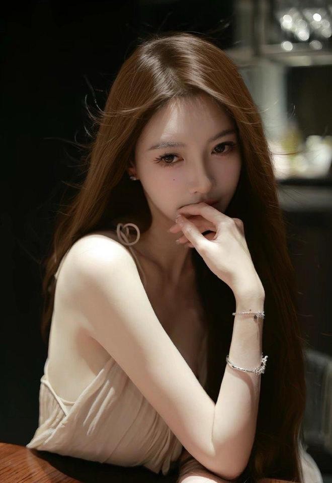 Diệp Kha, tình cũ Huỳnh Hiểu Minh. Ảnh: Weibo