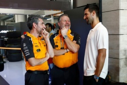 Djokovic tái tạo tại cơ thể, gửi lời "tuyên chiến" với Sinner - Alcaraz năm 2026