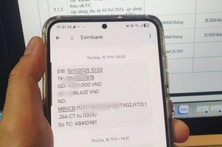 Lại tranh cãi ngân hàng thu phí quản lý tài khoản