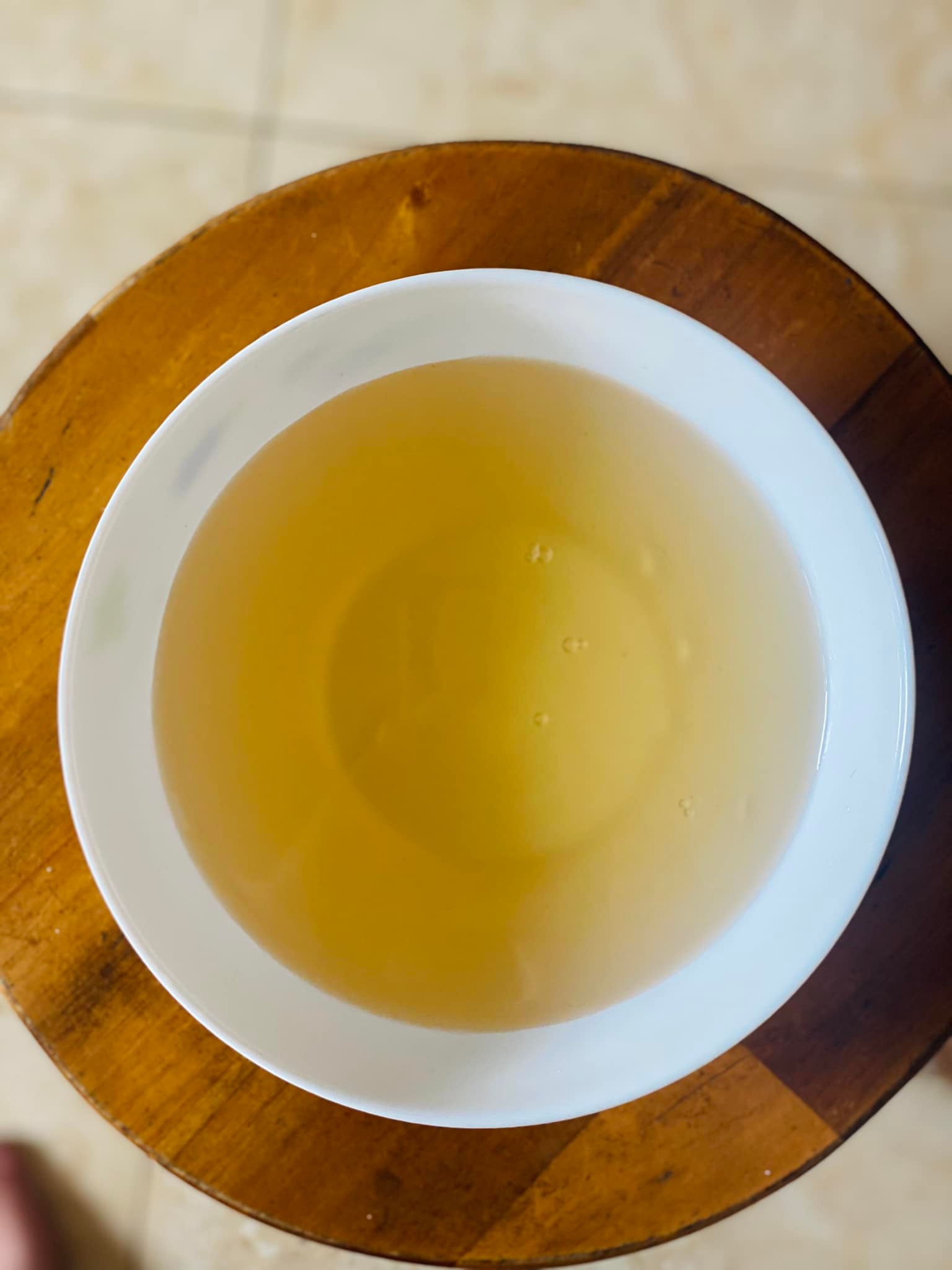 Đun sôi toàn bộ gia vị nước muối chua ngọt, để nguội hoàn toàn.