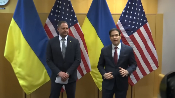 Đặc phái viên về Ukraine mới được Tổng thống Trump bổ nhiệm - Bộ trưởng Lục quân Daniel Driscoll đã cố gắng thuyết phục các nhà ngoại giao châu Âu về tầm quan trọng của việc thông qua bản kế hoạch hòa bình trong một cuộc họp kín tại thủ đô Kyiv.