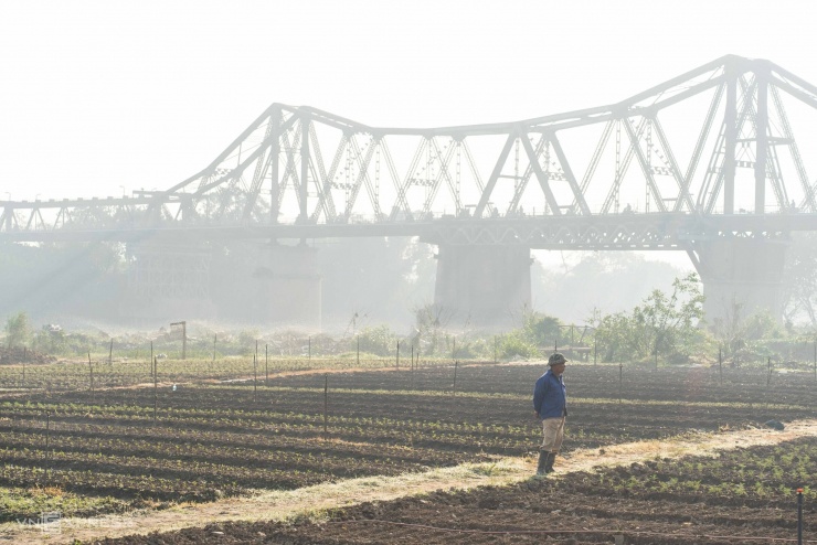 Hà Nội ô nhiễm không khí từ sáng đến đêm - 6