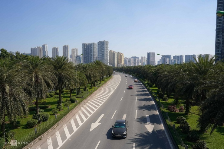 Hà Nội ô nhiễm không khí từ sáng đến đêm - 11