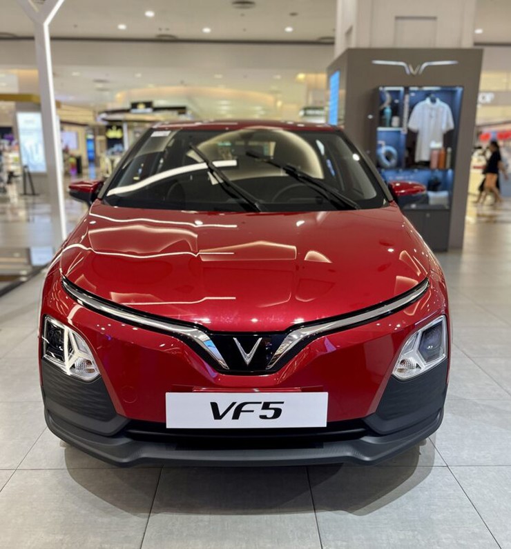 Giá xe VinFast VF 5 lăn bánh kèm ưu đãi tháng 12/2025 - 4