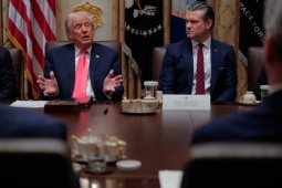 Ông Trump: Sẽ bắt đầu không kích trên bộ rất sớm ở vùng Caribe