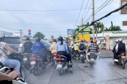 Chuyên gia nói về xử phạt phương tiện xả thải vượt chuẩn qua camera giám sát