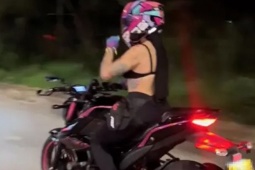 Nữ biker tử nạn sau khi đăng dòng trạng thái bất an