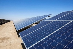 Trung Quốc lập kỷ lục kinh ngạc về pin mặt trời, Mỹ cũng phải thừa nhận