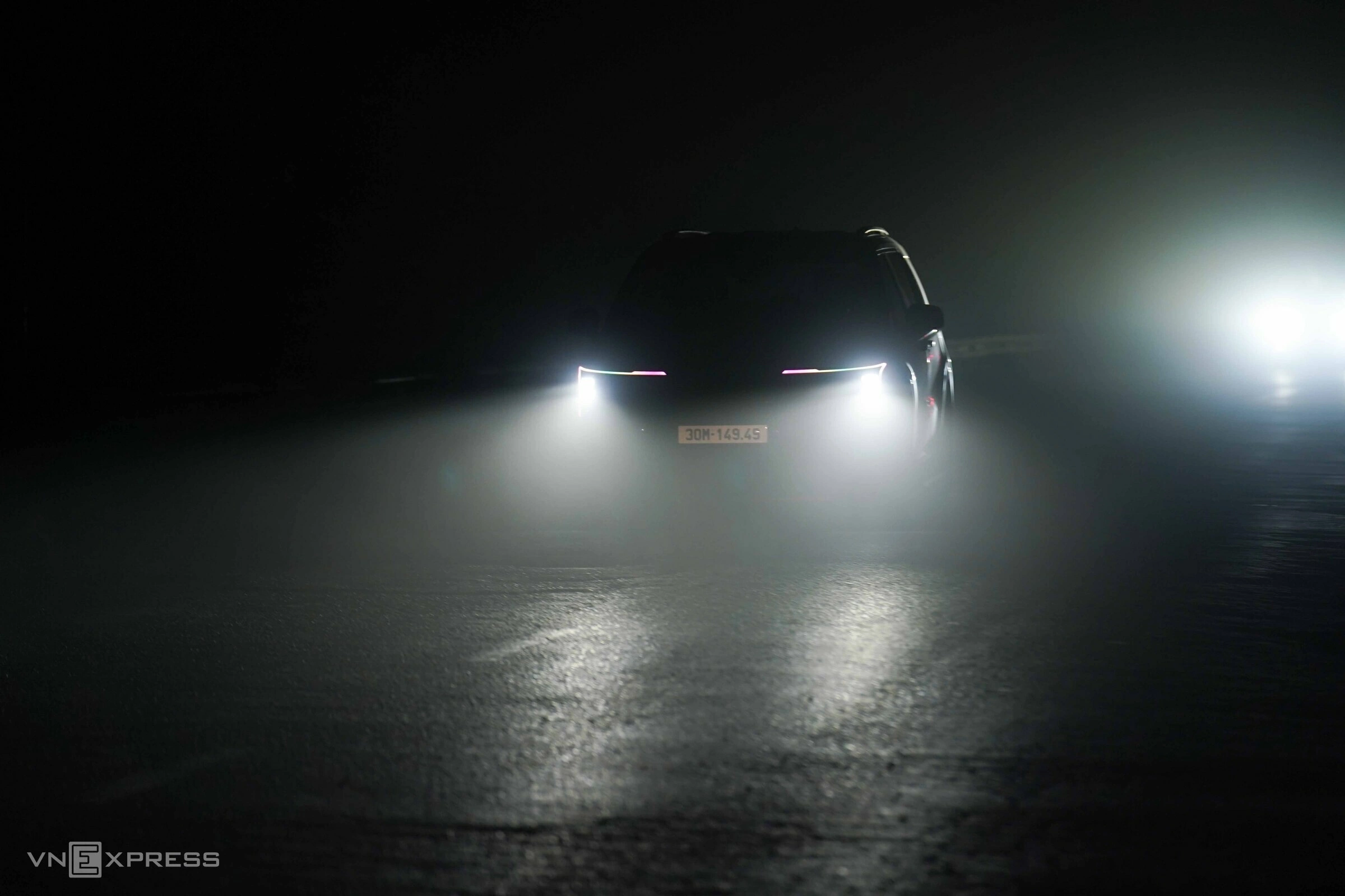 Hà Nội ô nhiễm không khí từ sáng đến đêm - 18