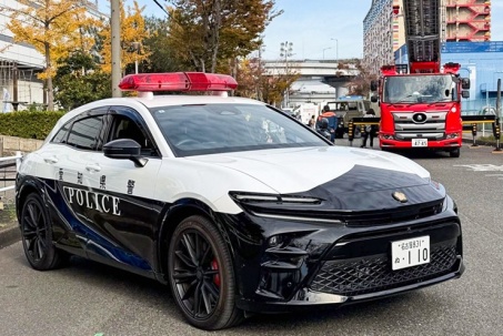 Toyota Crown Sport RS được biên chế vào xe cảnh sát tại Nhật