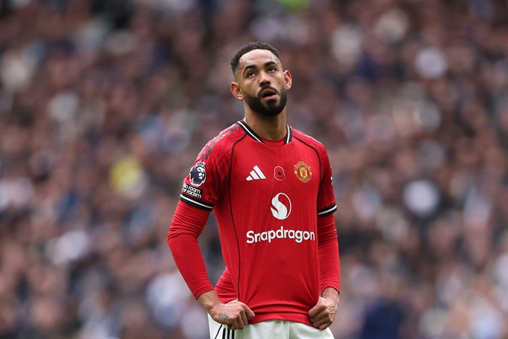 HLV Amorim nói lý do Cunha mới ghi 1 bàn cho MU, trấn an Yoro sau lần vấp ngã - 1