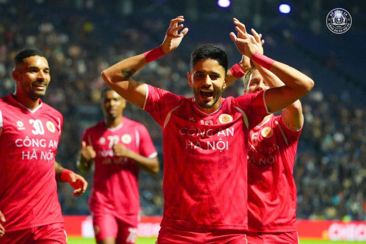 Video bóng đá Buriram - Công an Hà Nội: Bước ngoặt thẻ đỏ, penalty phút 90+1 (Cúp C1 Đông Nam Á) - 1