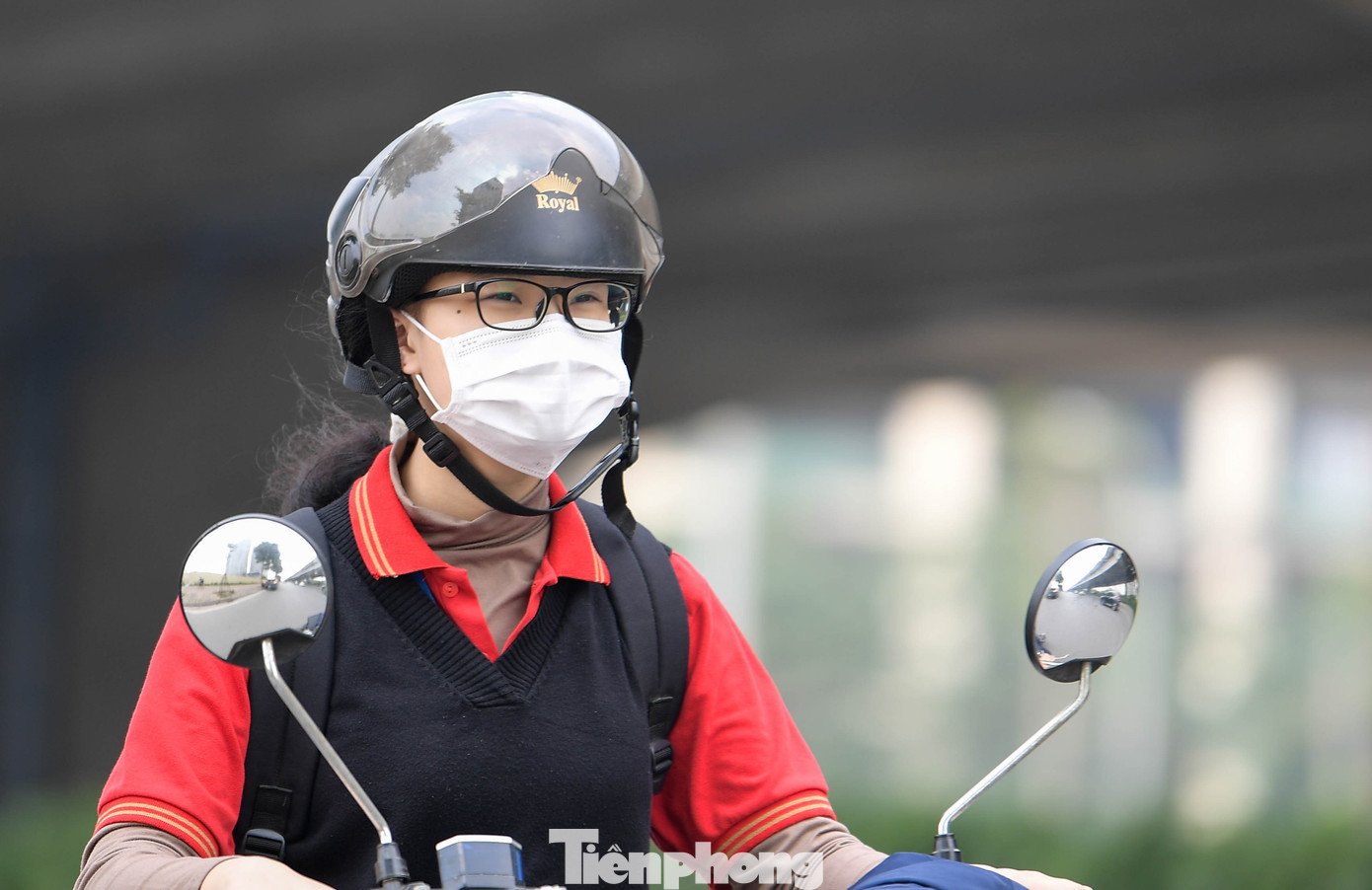 Bụi mù bao phủ Thủ đô: Người Hà Nội vật lộn đối phó với cảnh ‘mắt cay, thở khó’ - 8