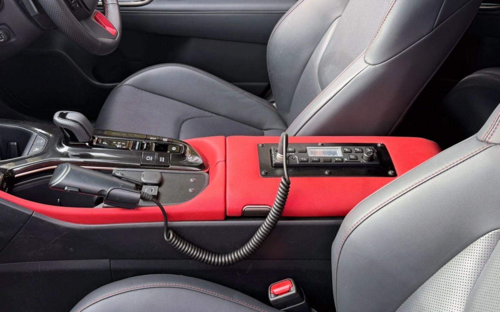 Toyota Crown Sport RS được biên chế vào xe cảnh sát tại Nhật - 6