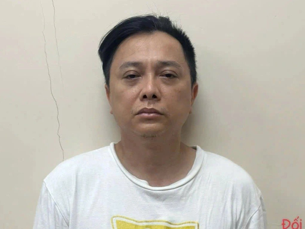 Một năm bão tố của Trương Ngọc Ánh, Thùy Tiên - 1