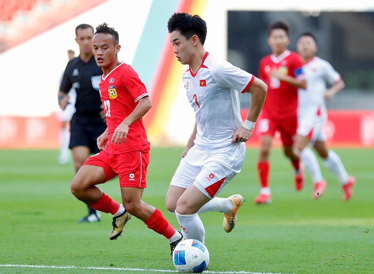 U22 Việt Nam đấu U22 Lào: Đình Bắc lập cú đúp đẳng cấp, solo đẹp như mơ - 6